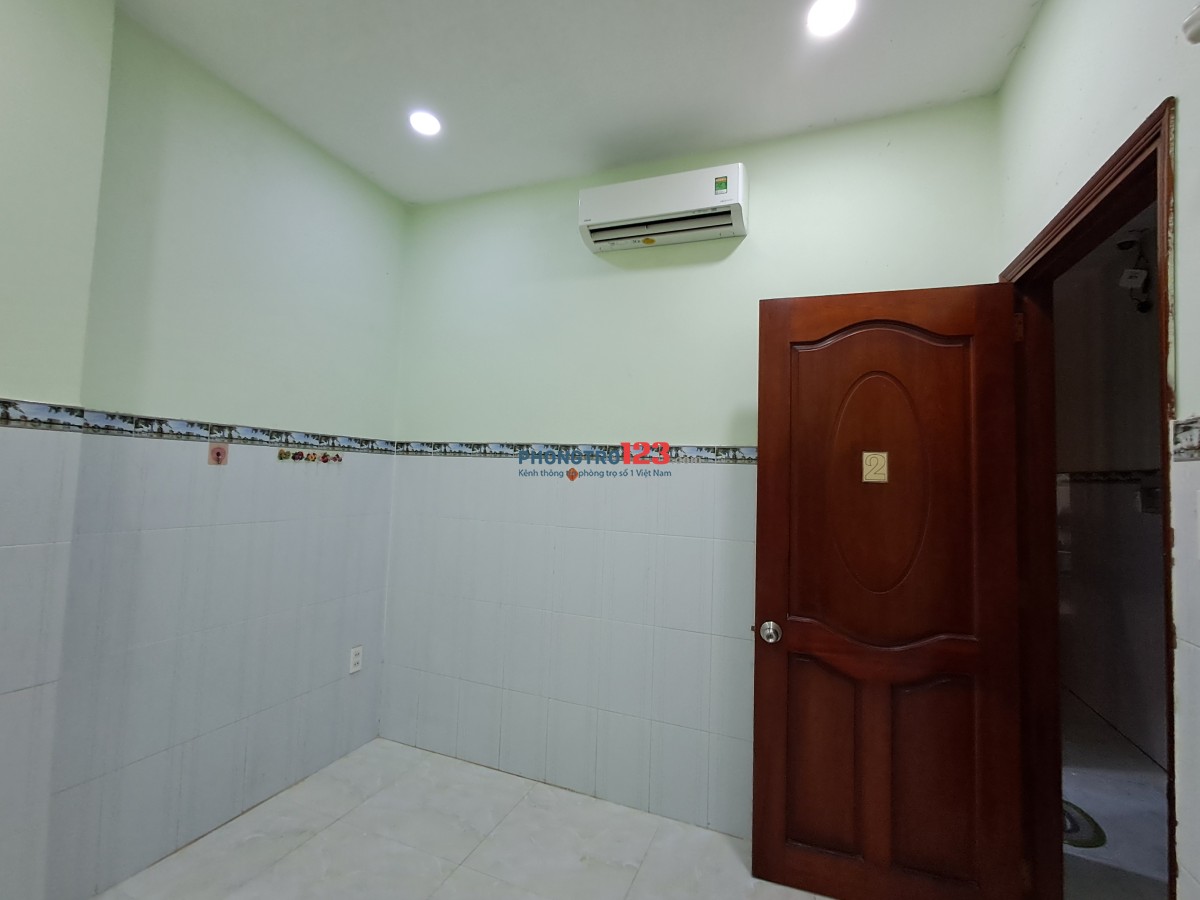 Cho thuê phòng sạch đẹp, lối đi riêng - Lạc Long Quân, quận Tân Bình