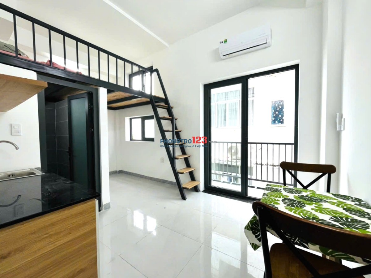 Mới khai trương Ban công Cửa sổ Có gác đa dạng nhu cầu