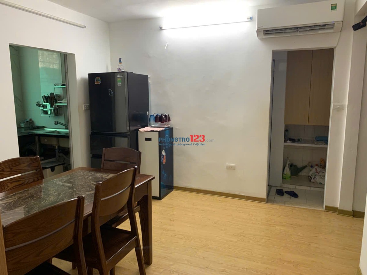Chính chủ cho thuê 3 phòng 60m đủ nội thất D1 Giảng Võ