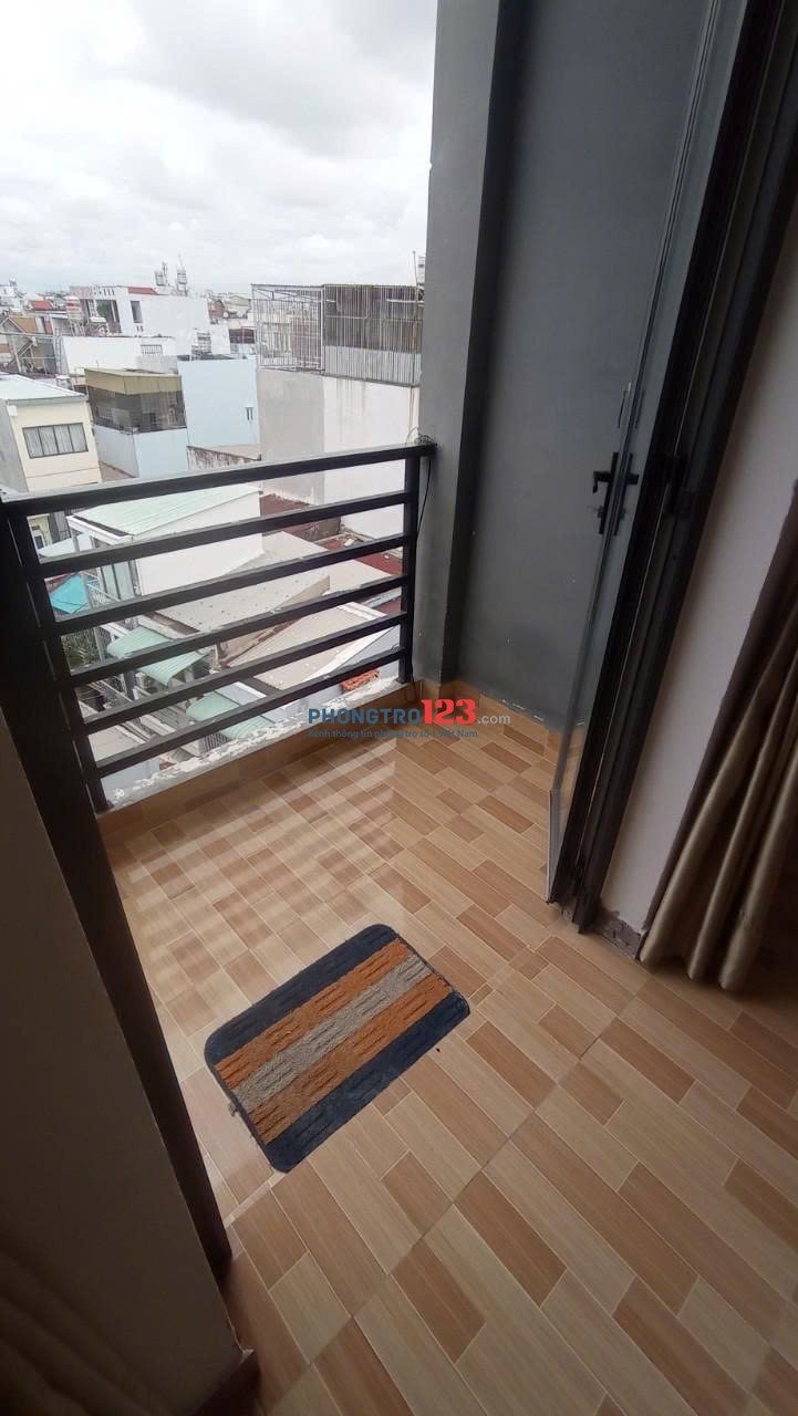 PHÒNG BAN CÔNG SIÊU THOÁNG MÁT, CÓ MÁY LẠNH