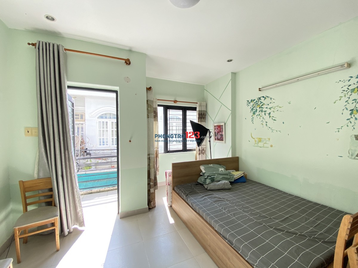 Chính chủ cho thuê nhà 2 tấm - 120m2 tại thị trấn Nhà Bè