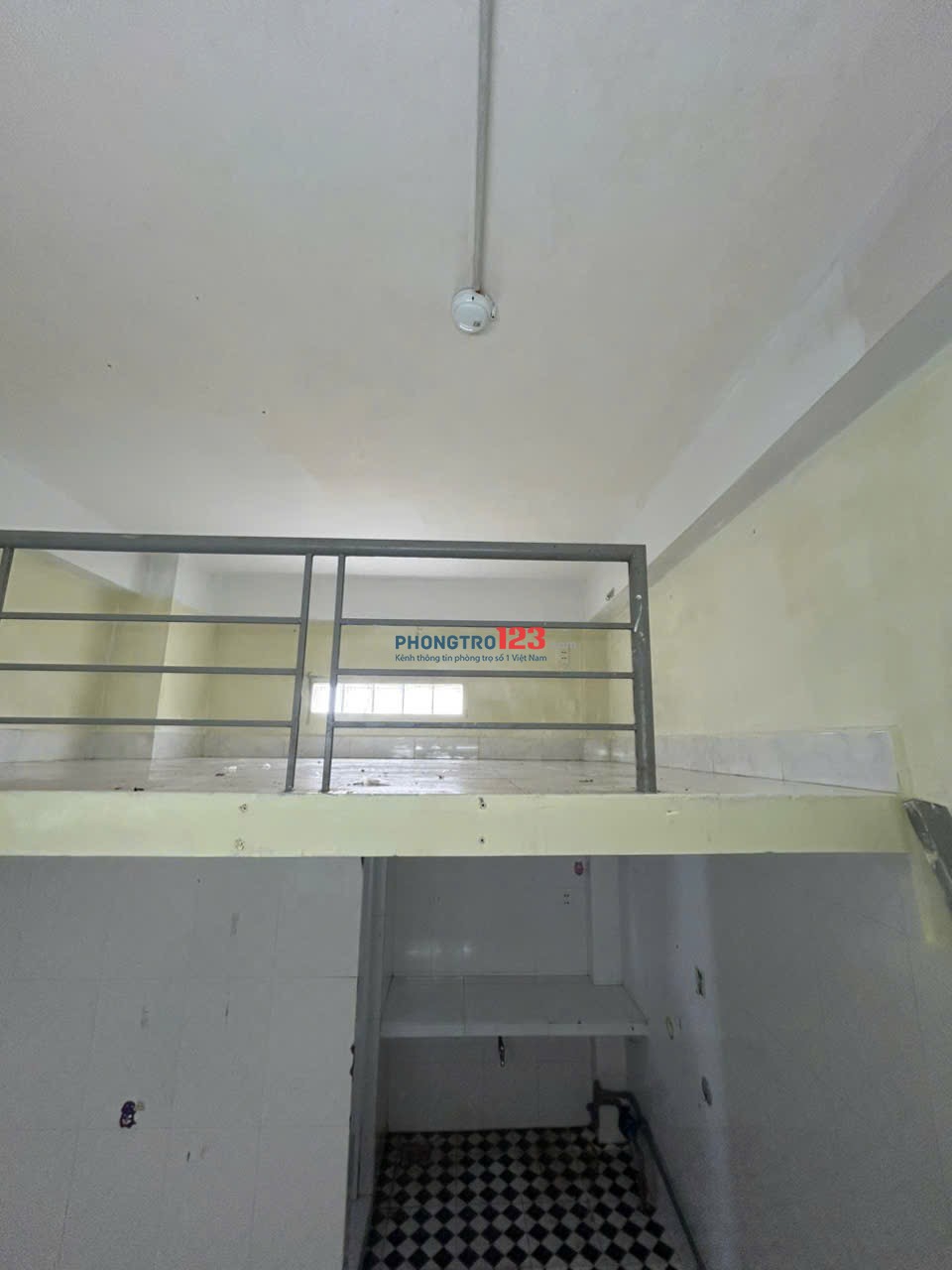 Cho thuê phòng trọ ngay cổng sau công ty Pouyuen Bình Tân
