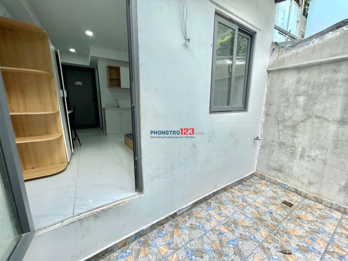 CHO THUÊ PHÒNG TRỌ QUẬN 10 CÓ BAN CÔNG THOÁNG, ĐẦY ĐỦ NỘI THẤT, GẦN ĐẠI HỌC HUFLIT