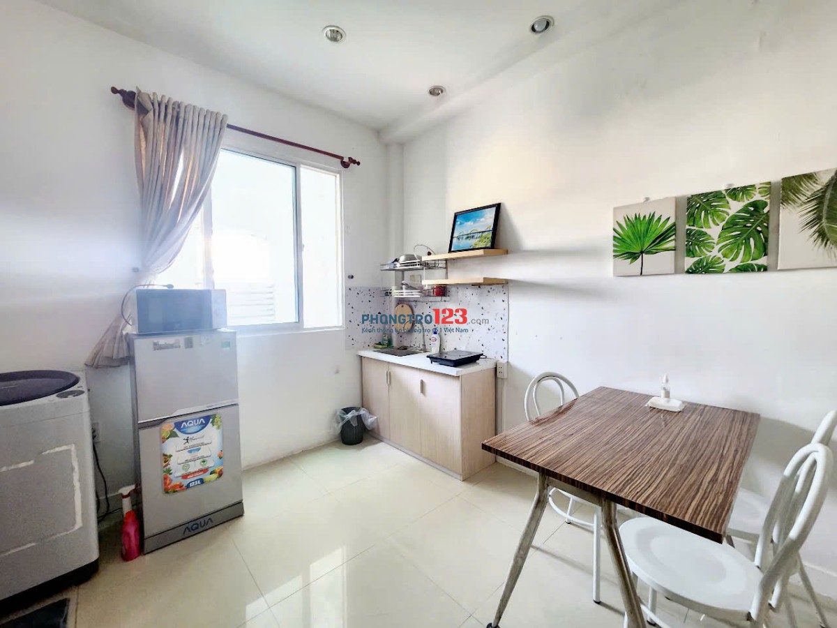 Căn hộ 1 phòng ngủ full nội thất tại đường Yên Thế, P.2, Q.Tân Bình – rộng rãi, hiện đại, mới.