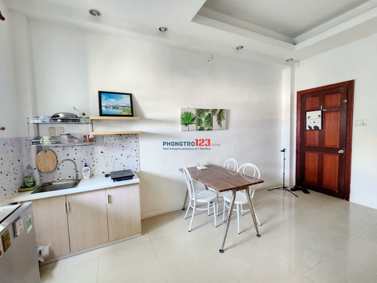 Căn hộ 1 phòng ngủ full nội thất tại đường Yên Thế, P.2, Q.Tân Bình – rộng rãi, hiện đại, mới.