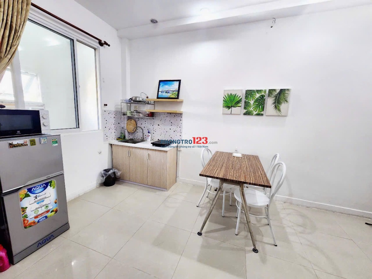 Căn hộ 1 phòng ngủ full nội thất tại đường Yên Thế, P.2, Q.Tân Bình – rộng rãi, hiện đại, mới.