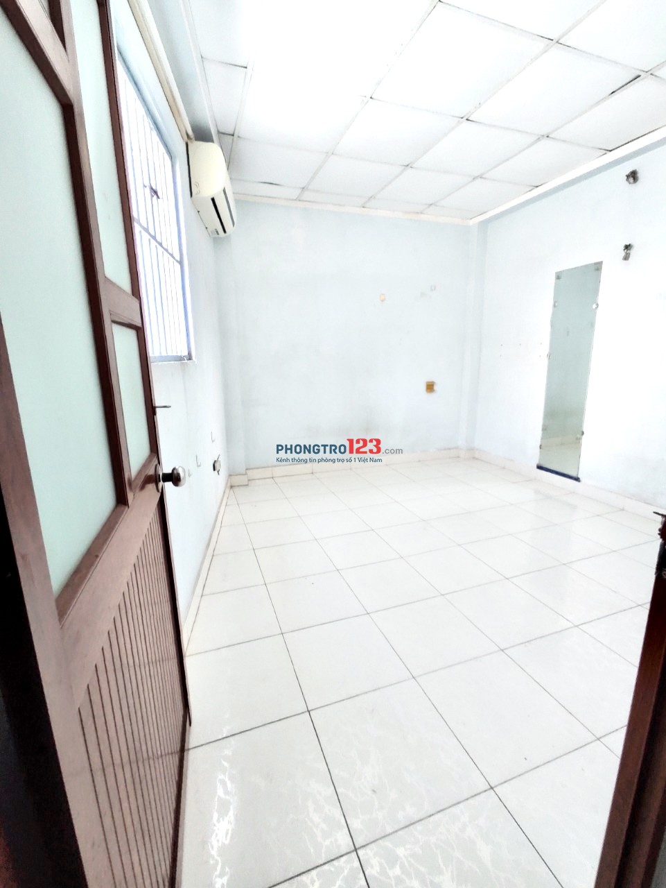 Cho NỮ thuê phòng Trần Hưng Đạo Q5 - Cửa sổ ánh sáng