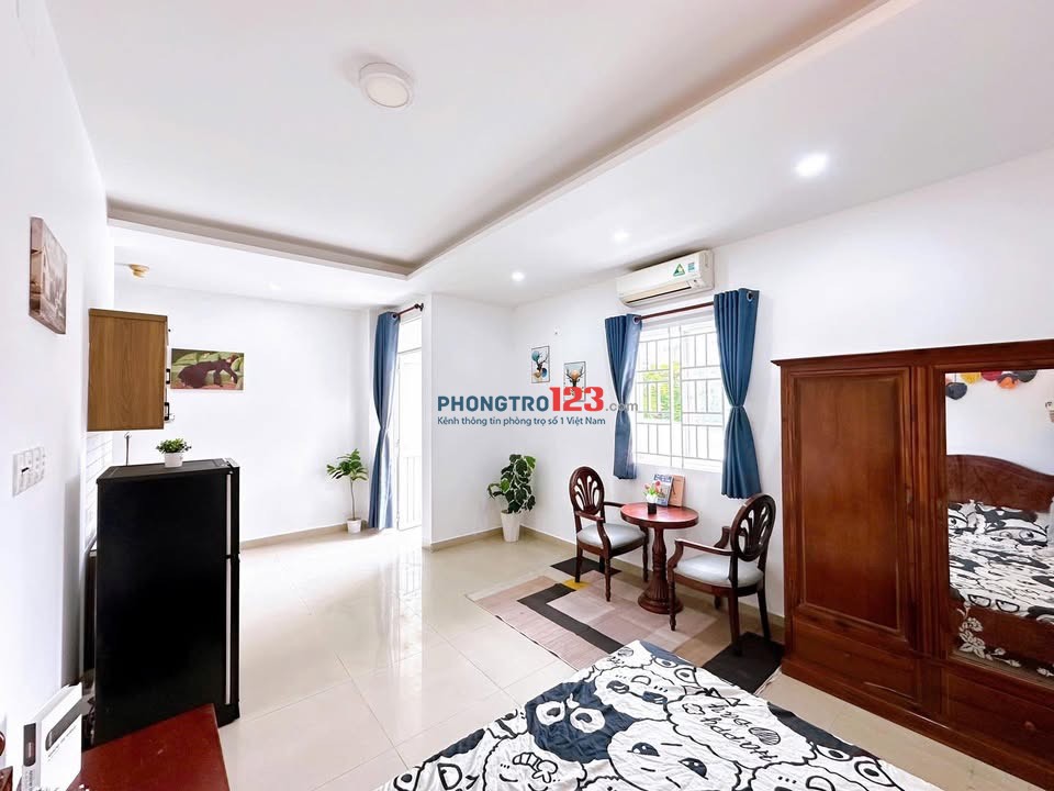 Cho thuê Studio Bancong Thành Thái Q10 - Thang máy