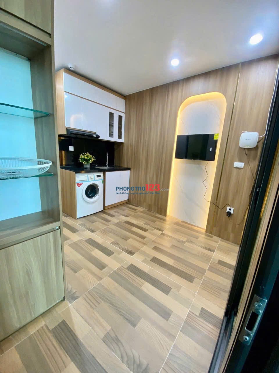 Cho thuê CHUNG CƯ 2N1K Trung Kính Cầu Giấy – 80m², Full đồ, thang máy, giá chỉ từ 9tr5