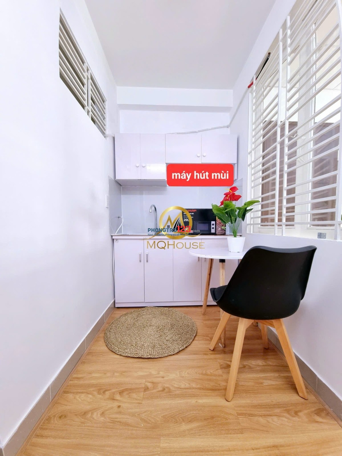 Cho thuê phòng trọ giá rẻ gần ĐH Kinh Tế UEH Q10 đầy đủ tiện nghi tách bếp