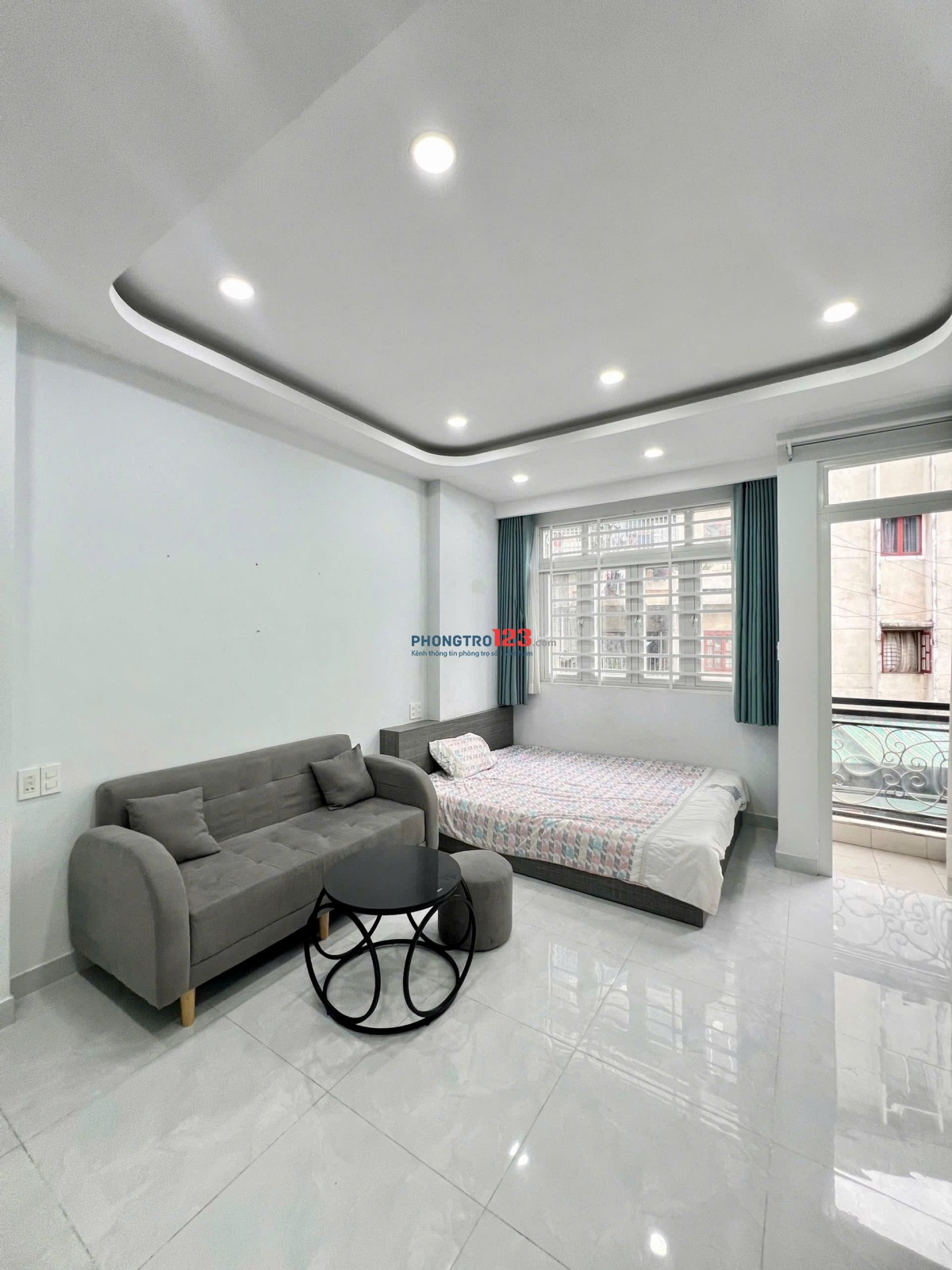 CĂN HỘ CHO THUÊ TẠI QUẬN 1 – FULL NỘI THẤT – BAN CÔNG RỘNG – GIÁ 5.5 TRIỆU