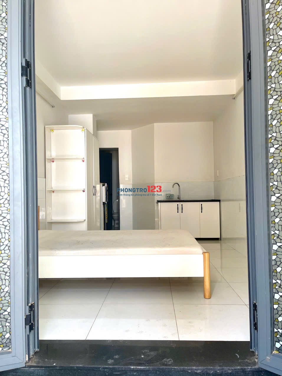 Phòng cho thuê sạch sẽ an ninh gần trường học siêu thị có nhiều tiện ích xung quanh