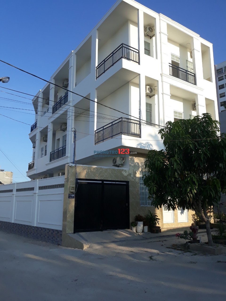 Cho thuê phòng 35m2 đường Phạm Văn Đồng Thủ Đức có máy lạnh