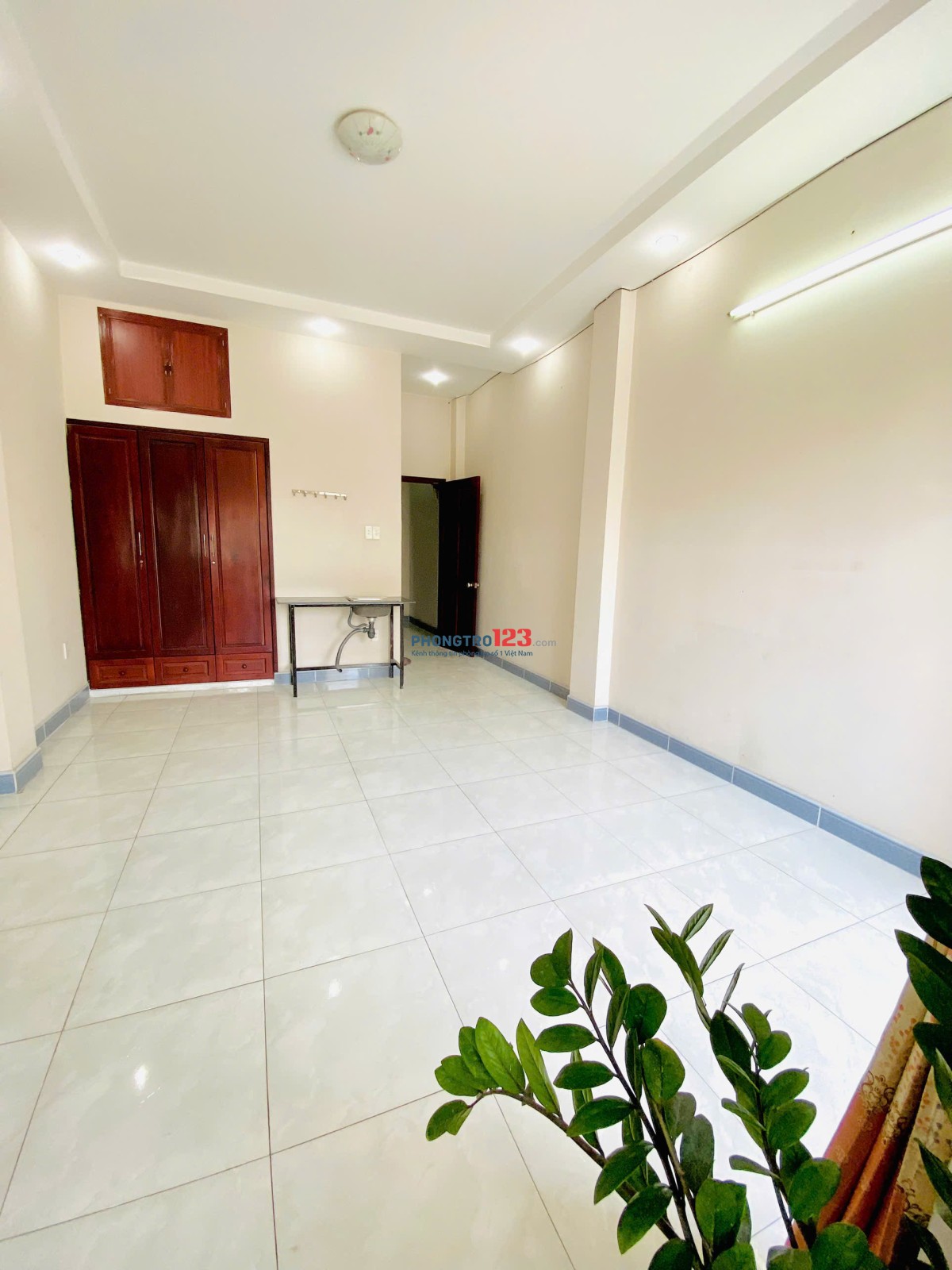 Phòng 30m2 BAN CÔNG SIÊU RỘNG - Gần cv pm Quang Trung - Tô Ký