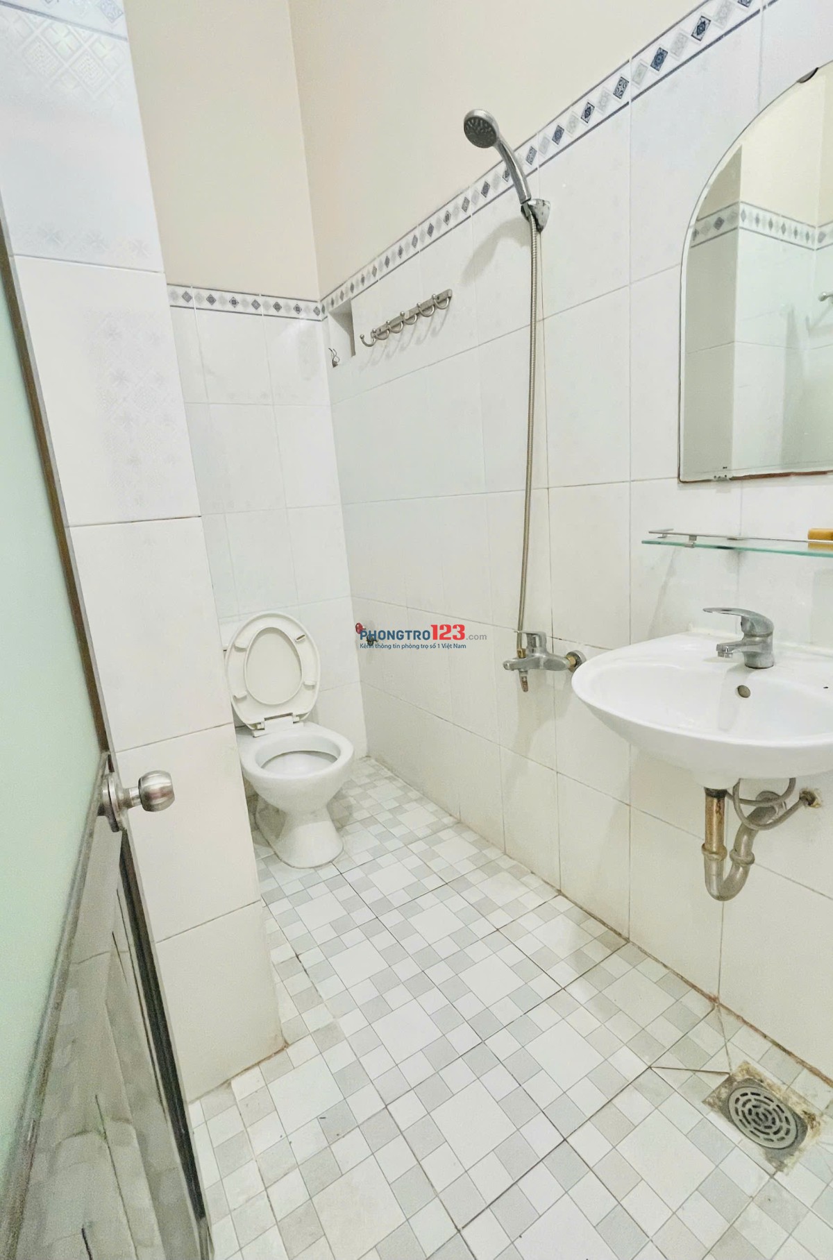 Phòng 30m2 BAN CÔNG SIÊU RỘNG - Gần cv pm Quang Trung - Tô Ký