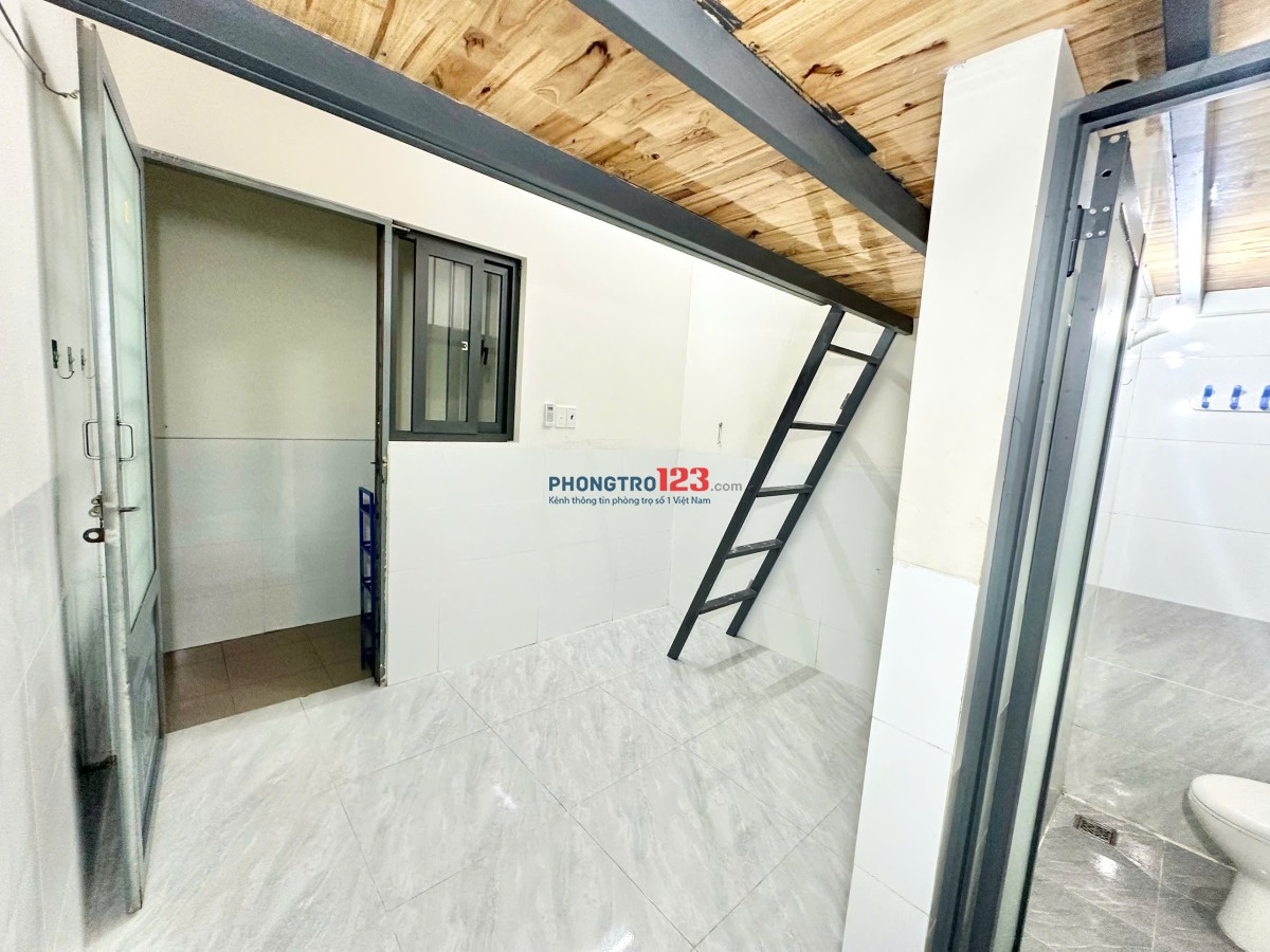 Phòng mới xây có gác tại 566/41A Nguyễn Thái Sơn p5 Gò Vấp giá rẻ dịp hè