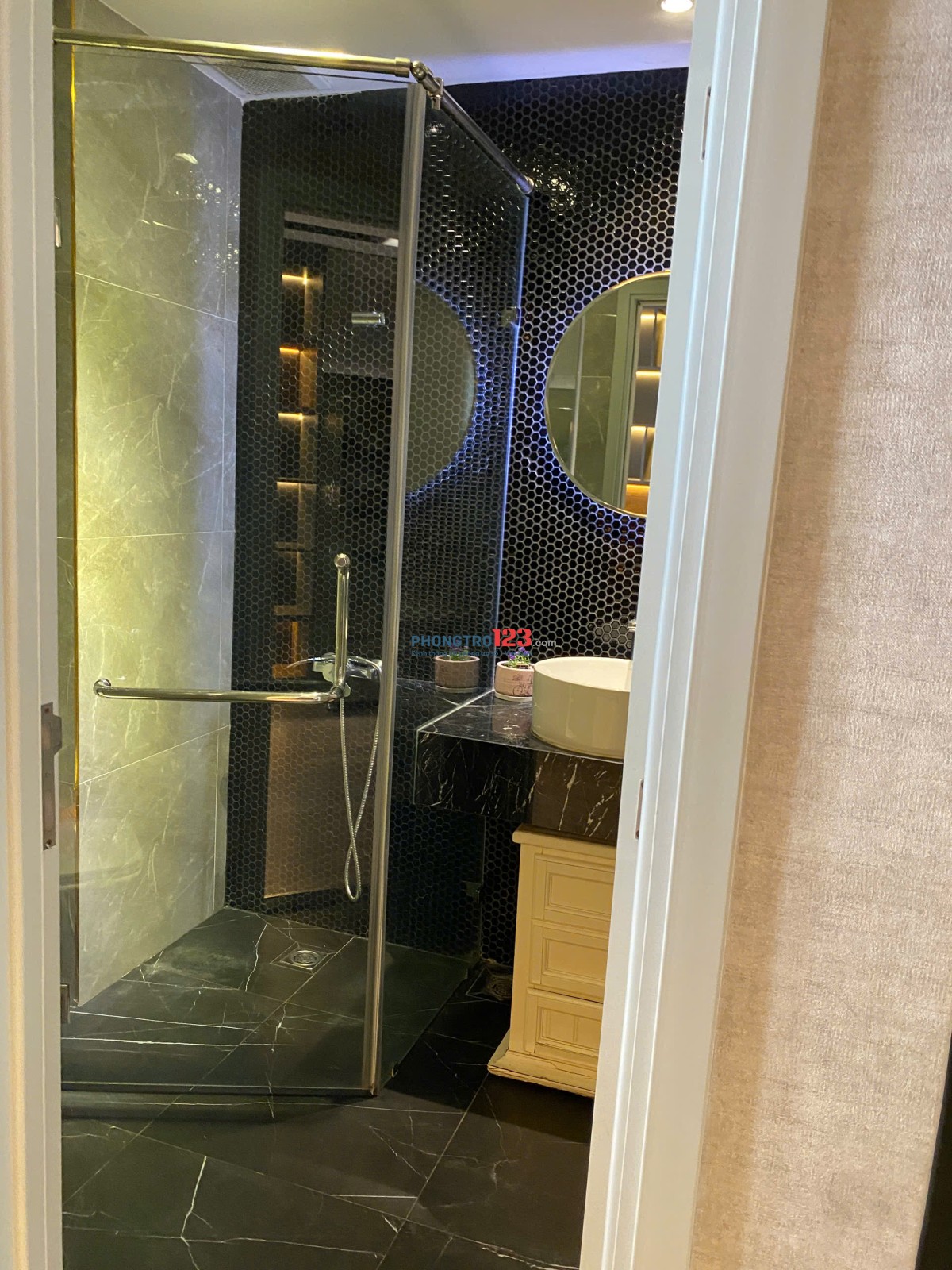 Cho thuê 2PN - 2WC - tại SaiGon South - thiết kế siêu đẹp