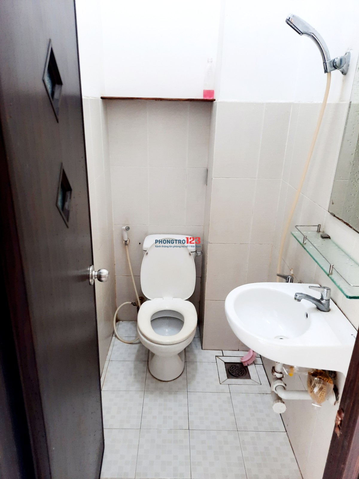 Cho Thuê Phòng Q10.rộng rãi thoải mái.cửa sổ ban công.nội thất.2tr6