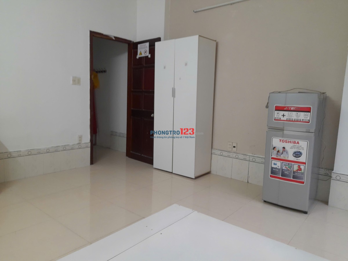 Phòng Trọ Đẹp Gò Vấp – 30m2, Full Nội Thất, Ban Công, Giá Tốt Chỉ 4 Triệu