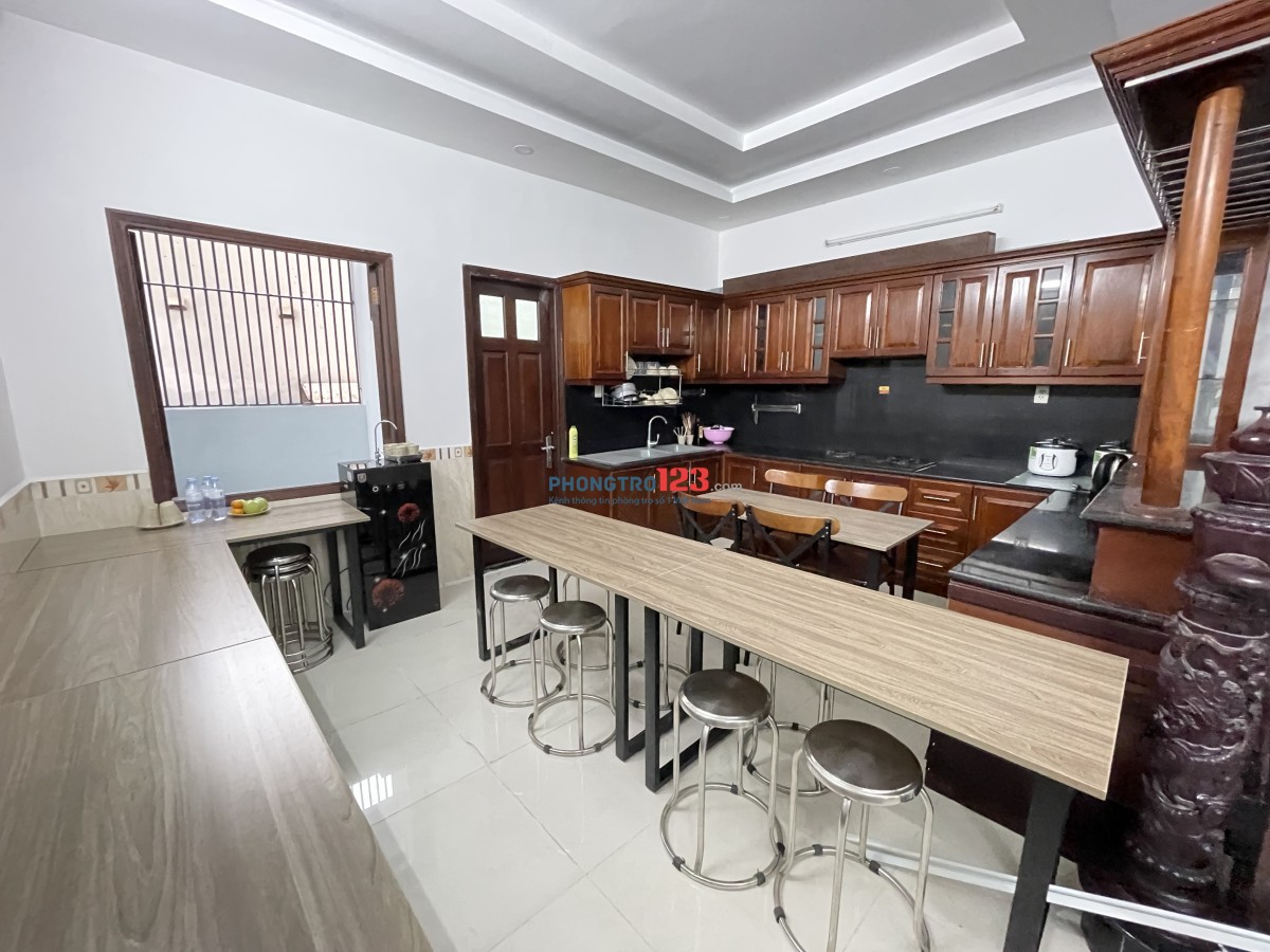 KÝ TÚC XÁ GIÁ RẺ TẠI NGÃ TƯ THỦ ĐỨC – LÀNG ĐẠI HỌC – SPKT – ĐH NGÂN HÀNG – BAO TRỌN GÓI ĐẦY ĐỦ NỘI T