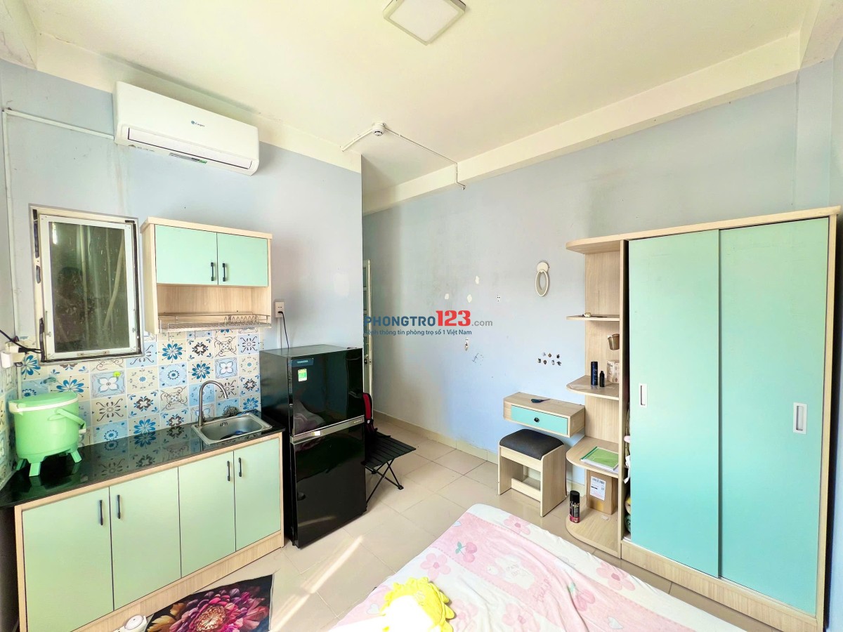 Cho thuê phòng trọ giá rẻ ĐH Sài Gòn Q3 đầy đủ nội thất cửa sổ thoáng mát