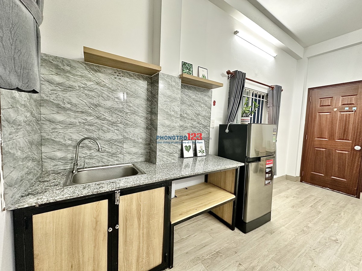 [CHÍNH CHỦ] Phòng full nội thất, cạnh sân bay Tân Sơn Nhất