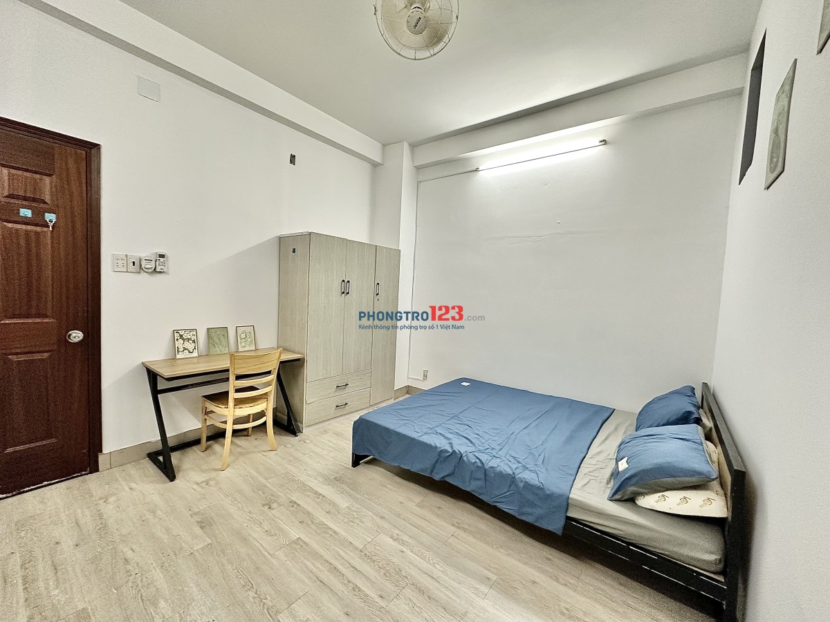 [CHÍNH CHỦ] Phòng full nội thất, cạnh sân bay Tân Sơn Nhất
