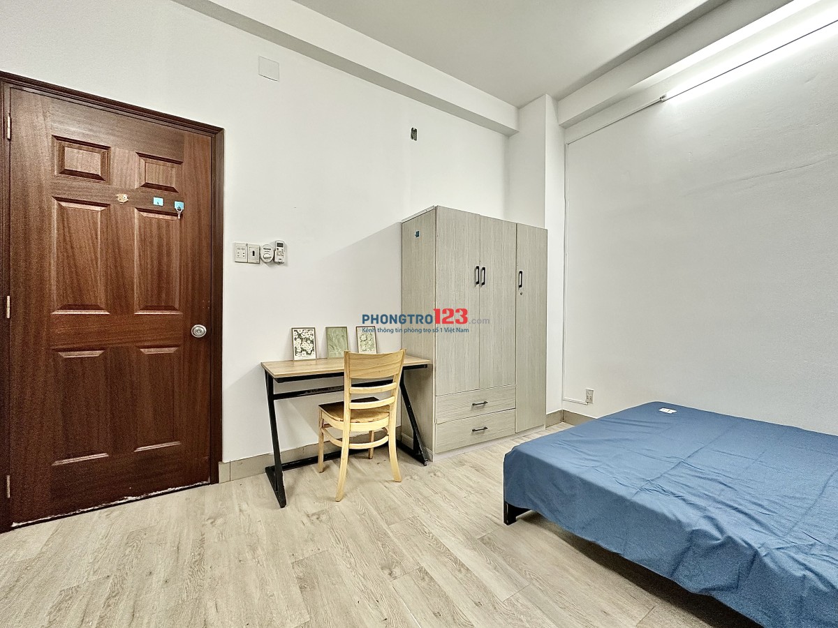 [CHÍNH CHỦ] Phòng full nội thất, cạnh sân bay Tân Sơn Nhất