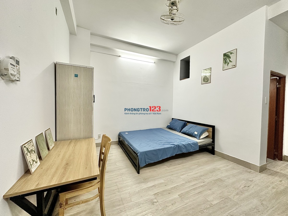 [CHÍNH CHỦ] Phòng full nội thất, cạnh sân bay Tân Sơn Nhất