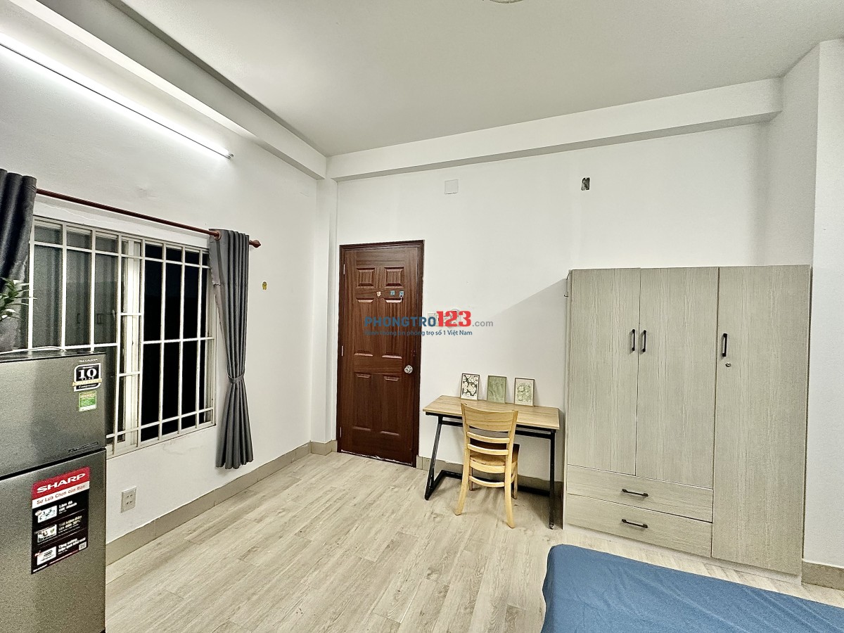 [CHÍNH CHỦ] Phòng full nội thất, cạnh sân bay Tân Sơn Nhất