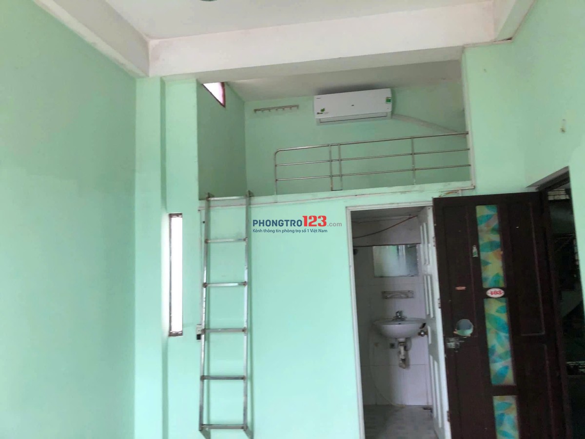 Phòng khép kín Ngõ 67 gốc đề minh khai