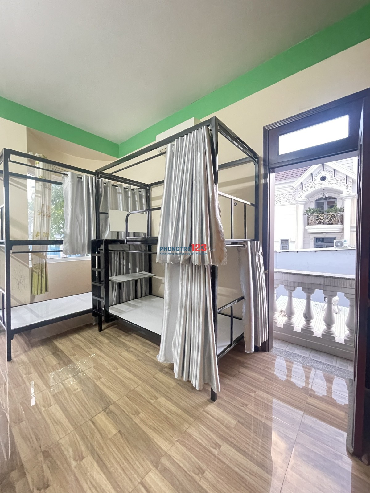 KTX GẦN ĐH SPKT - CĐ CÔNG THƯƠNG - NGÃ TƯ THỦ ĐỨC - BAN CÔNG GIÁ RẺ TẠI THẢO NGUYÊN XANH