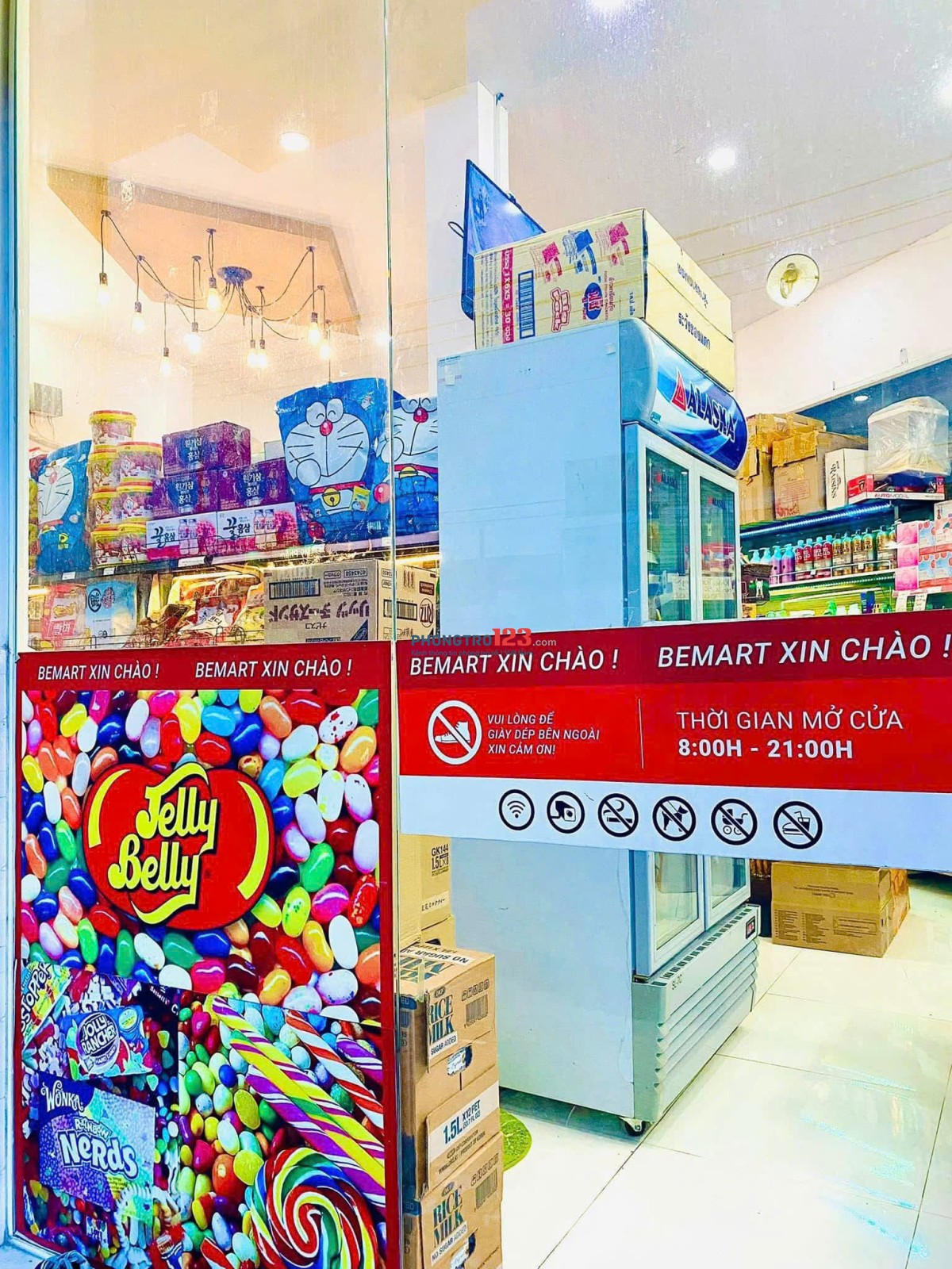 Mặt bằng 2 mặt tiền đường, đối diện công viên, nhà thi đấu đa năng.