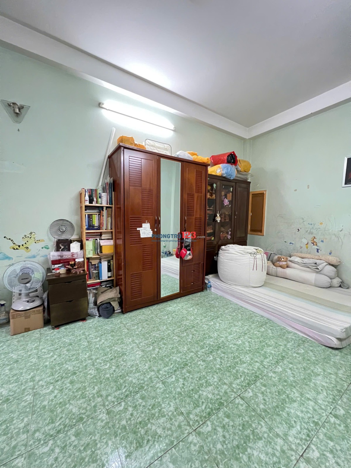 Cho thuê phòng ban công, cửa sổ 30m2 _ Ngay Phan Xích Long, Phú Nhuận