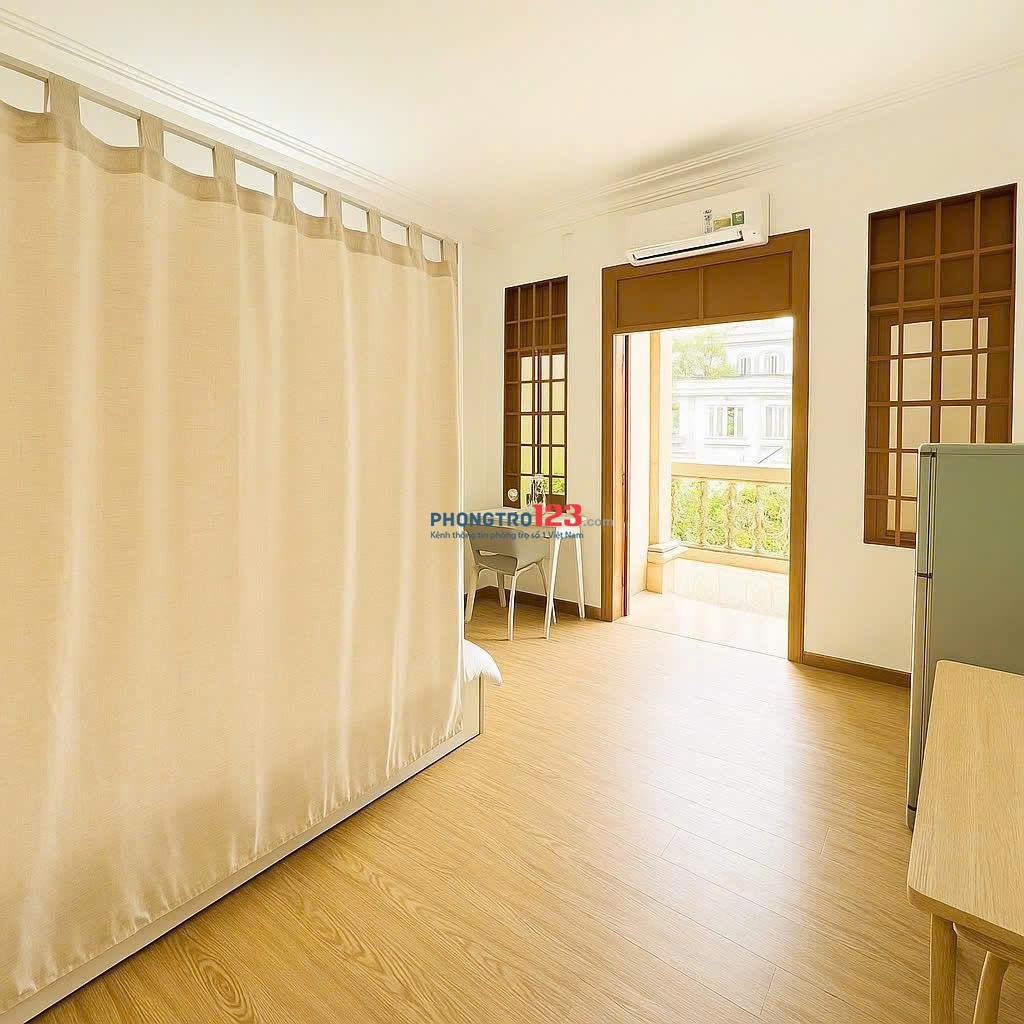 Phòng Ban Công, Full Nội Thất gần Công viên Gia Định, gần IUH giáp Phú Nhuận, Bình Thạnh