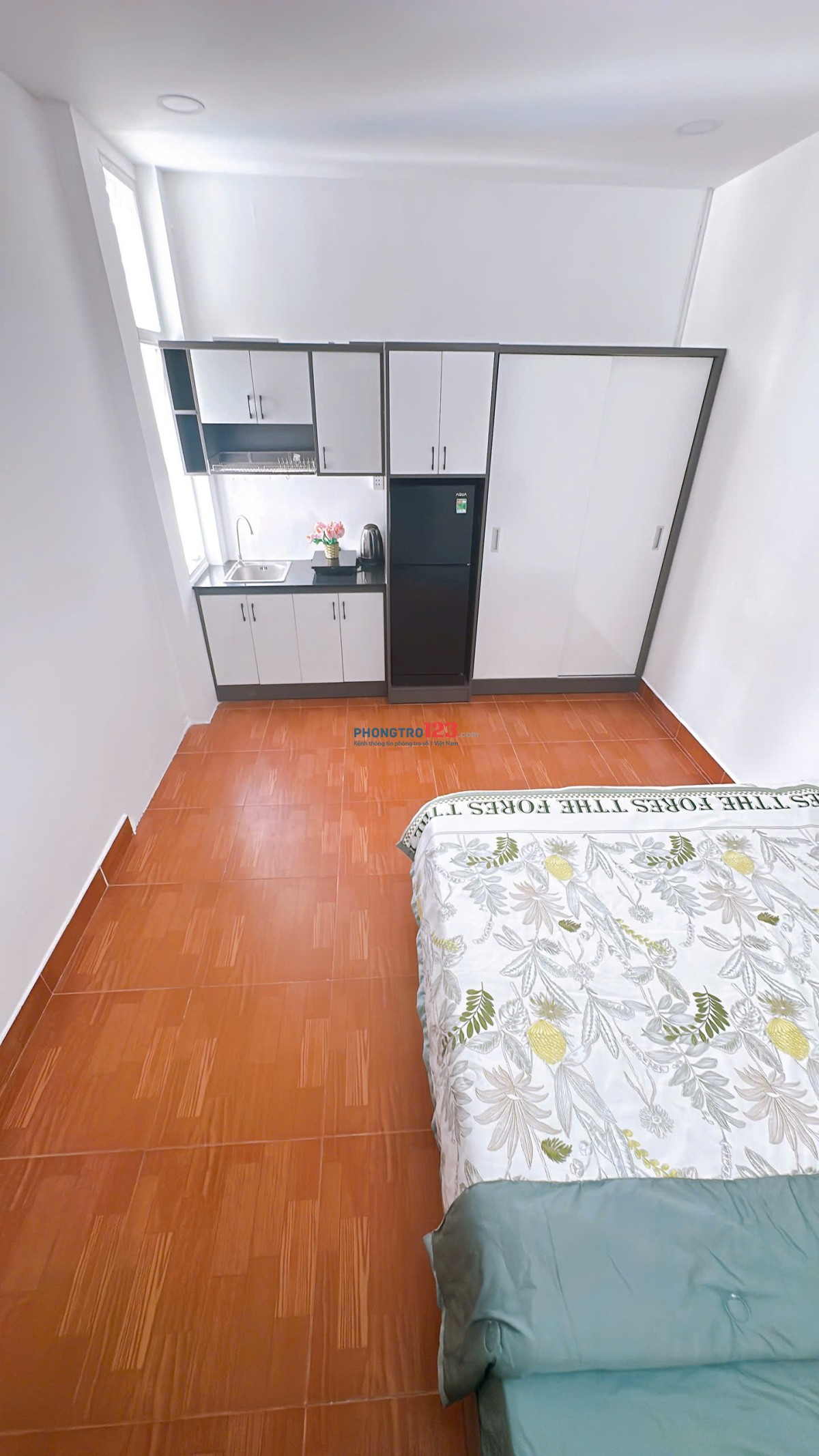 Cho thuê phòng trọ giá rẻ gần ĐH Sài Gòn Q10 cửa sổ thoáng mát gần toà nhà Viettel