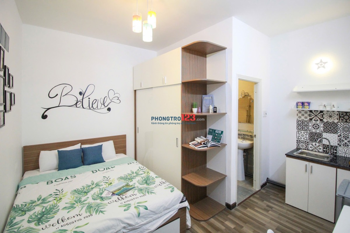 PHÒNG ĐẦY ĐỦ TIỆN NGHI NGAY THẢO ĐIỀN (CHÂN CẦU SÀI GÒN). LH: CHỦ NHÀ (MR.NAM: 0938 983 193)