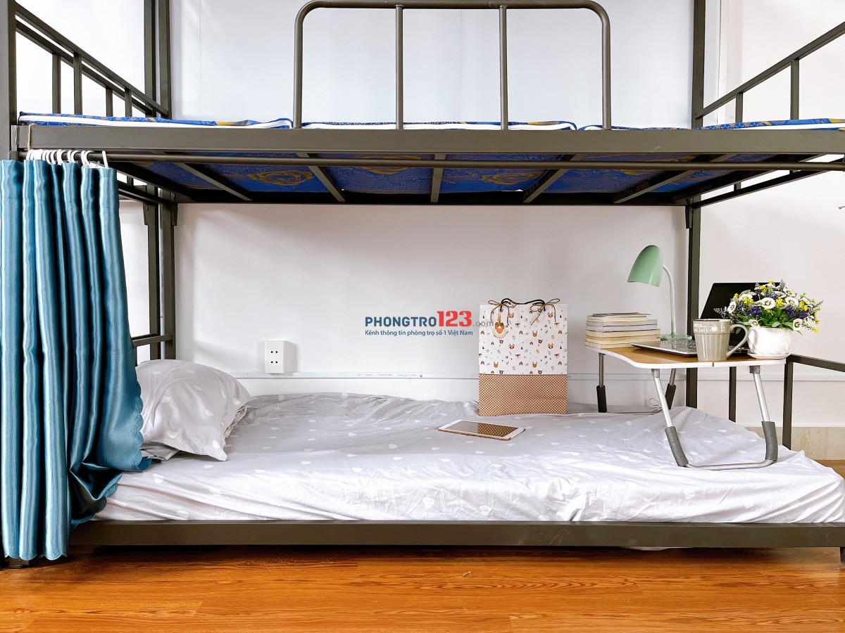 KTX Cao Cấp Happy House Giá Hạt Rẻ 1tr4/Tháng – Full Tiện Nghi – Free Điện Nước WF. Tại Phú Nhuận