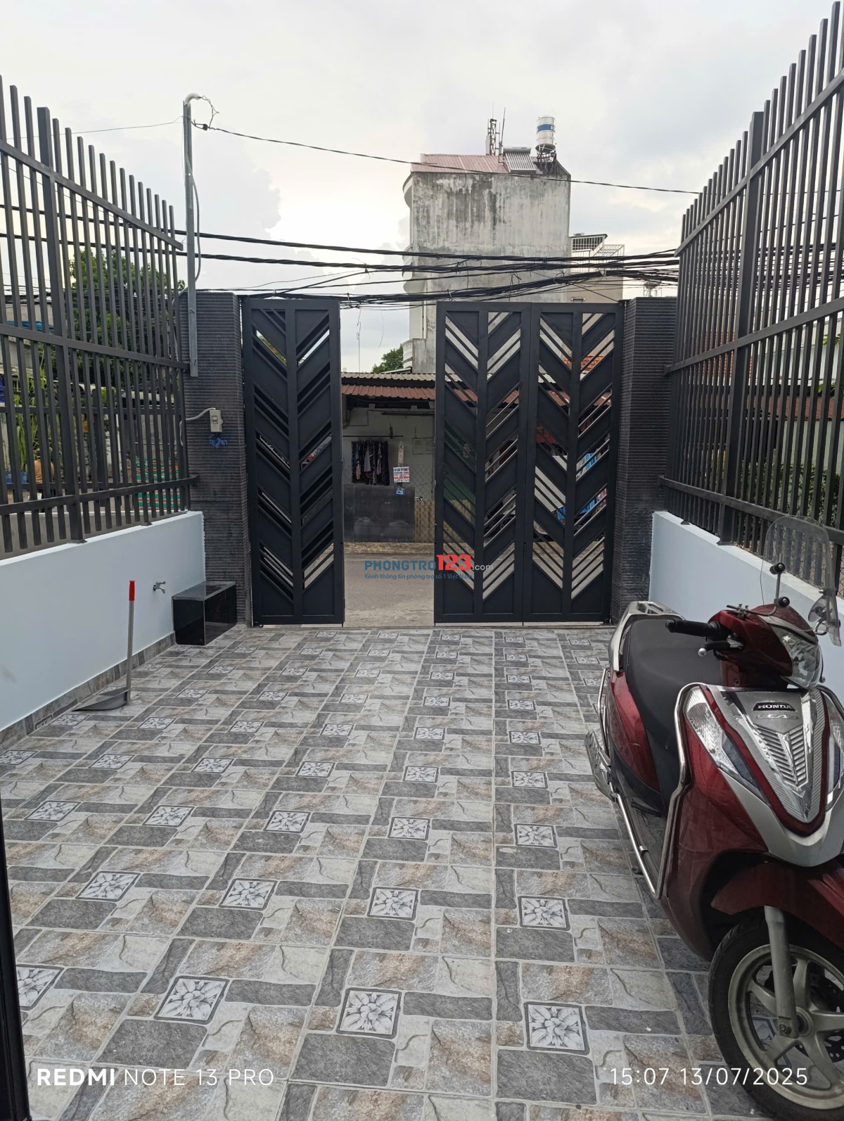CHO THUÊ MẶT BẰNG TẦNG TRỆT - NHÀ MỚI XÂY, ƯU TIÊN LÀM VĂN PHÒNG