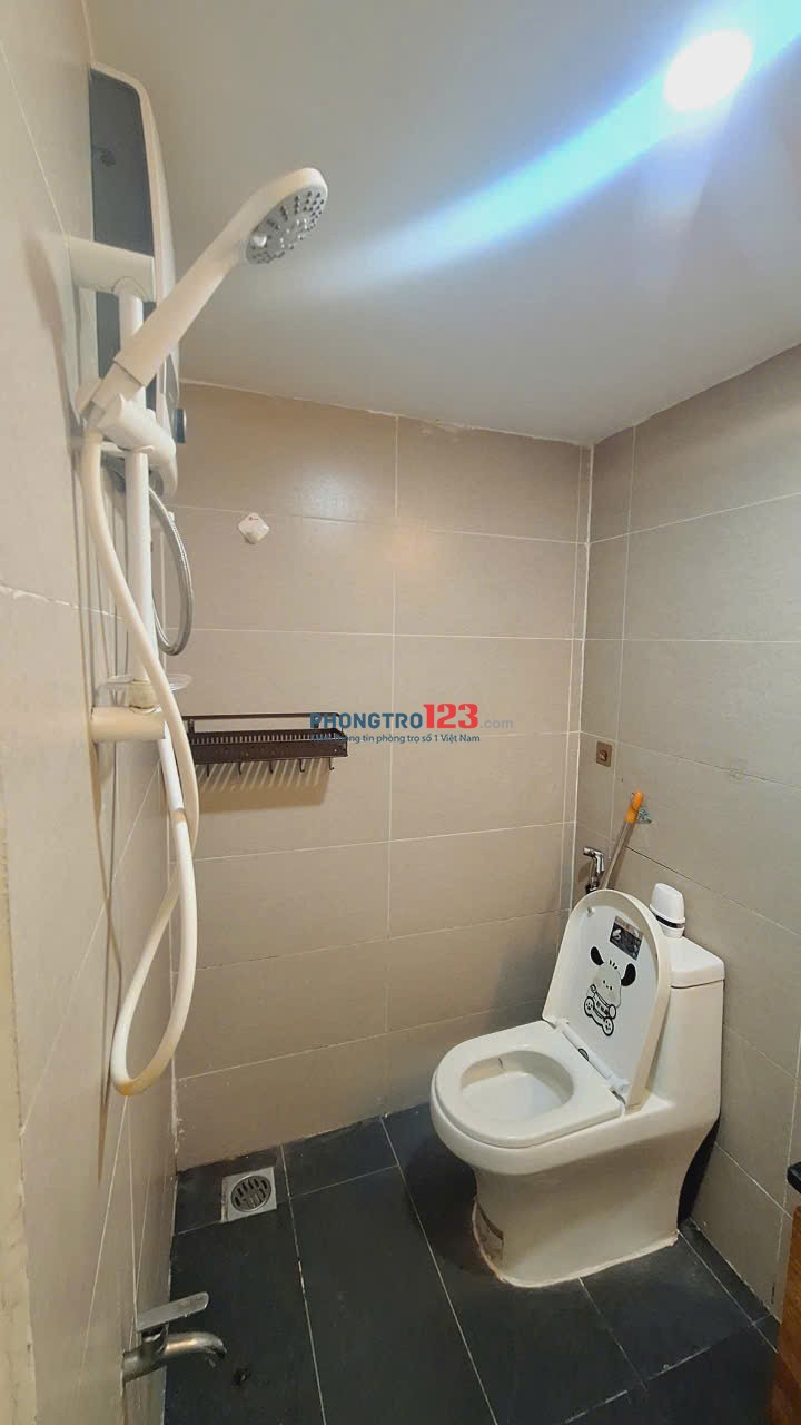 CHO THUÊ CĂN HỘ DỊCH VỤ HẺM 588/41 HUỲNH TẤN PHÁT QUẬN 7 - GIÁ : 4,8TR / THÁNG ĐẦY ĐỦ NỘI THẤT