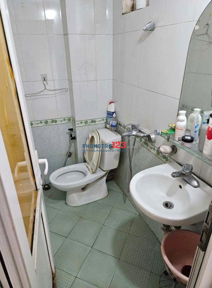 CHO THUÊ PHÒNG 15m2 TẠI NGÃ TƯ NGUYỄN TRÃI - KHUẤT DUY TIẾN