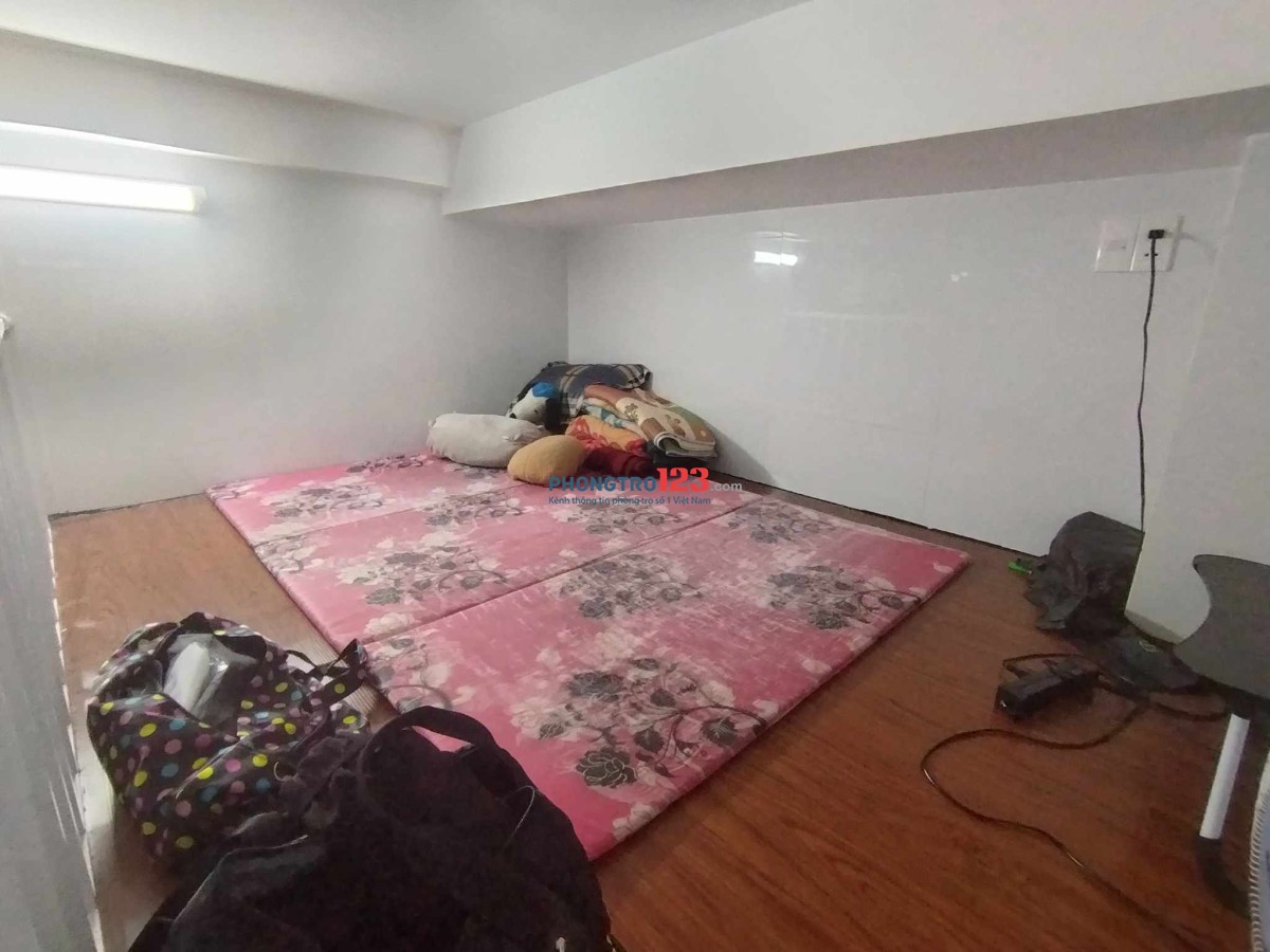 Tìm nam ở ghép với 2 nam,chuyển trong cuối tháng hoặc chuyển liền cũng được