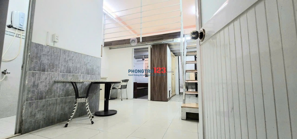 Cho Thuê Phòng Duplex 2 Chỗ Ngủ 40m2, Vạn Kiếp Gần Phan Xích Long và Chợ Bà Chiểu