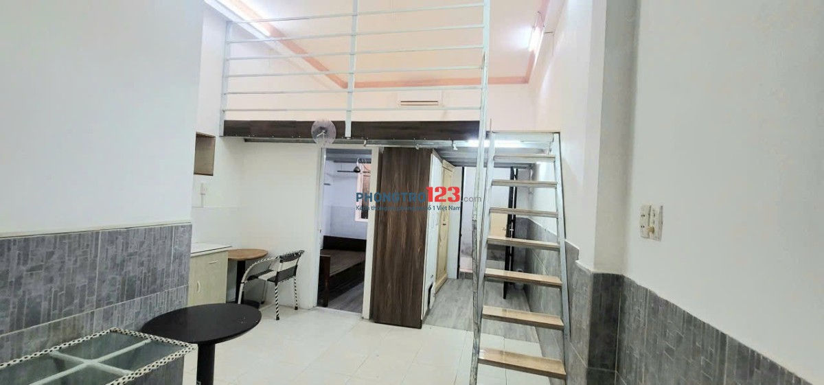 Cho Thuê Phòng Duplex 2 Chỗ Ngủ 40m2, Vạn Kiếp Gần Phan Xích Long và Chợ Bà Chiểu