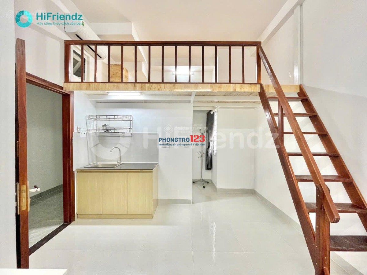 TRỐNG PHÒNG GẦN ĐH VĂN LANG ĐẦY ĐỦ NỘI THẤT CÓ BAN CÔNG RIÊNG