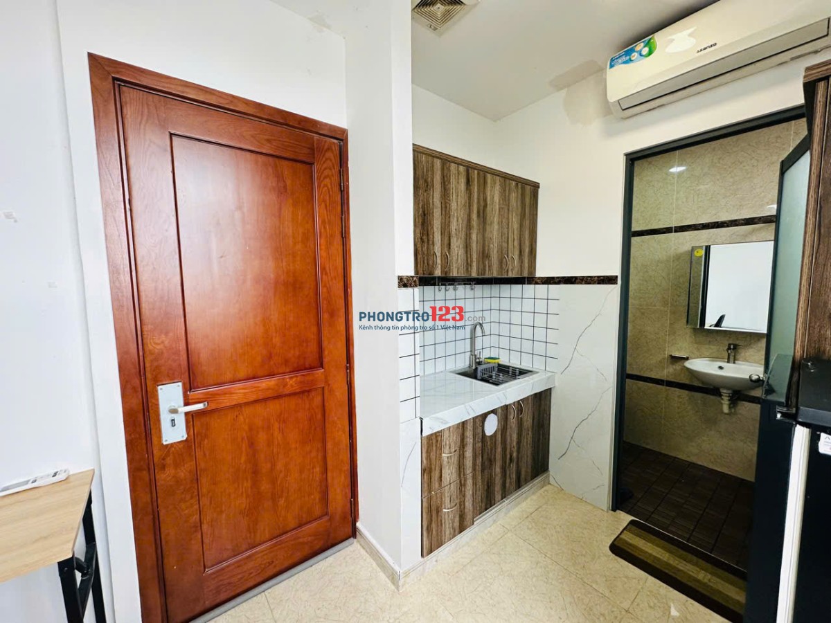 Phòng Full Nội Thất – Hoàng Hoa Thám, P7, Bình Thạnh – Có Thang Máy, Hẻm Ô Tô – Giá Tốt!
