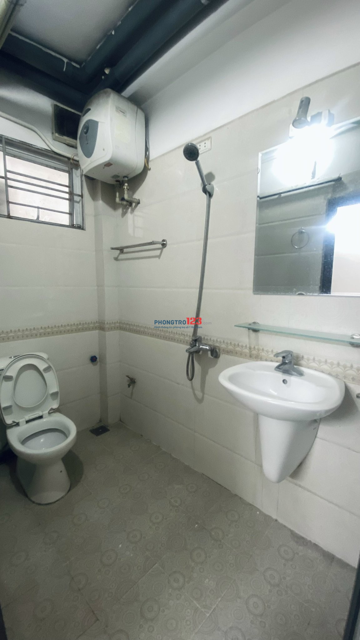 Cho thuê phòng full đồ ngay 99/43 Trung Kính, Cạnh sân bóng Trung Kính Hạ, sau CC Viện Chiến Lược