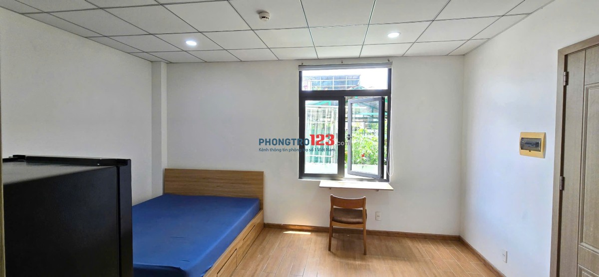 Phòng Cửa Sổ Trời Siêu Thoáng – Cù Lao, Phú Nhuận – Full Nội Thất, Giá Yêu Thương