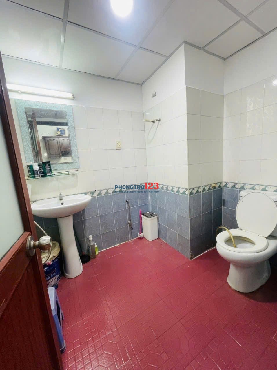 Chung cư Miếu Nổi, Vũ Huy Tấn, BT: 11tr/th, 2 pn rộng, 70m2, Nội thất.