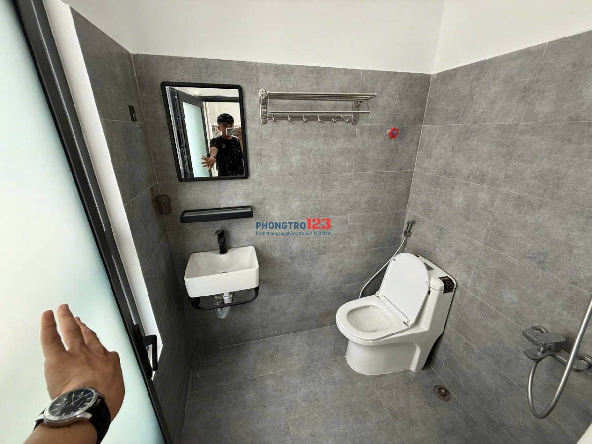 TRỐNG PHÒNG GẦN ĐH HUTECH - ĐH GIAO THÔNG